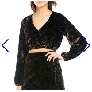 Chelsea & Violet Black Velvet Crop Top